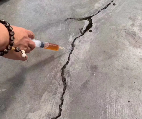 阿拉善右混凝土裂缝修补技术详解​